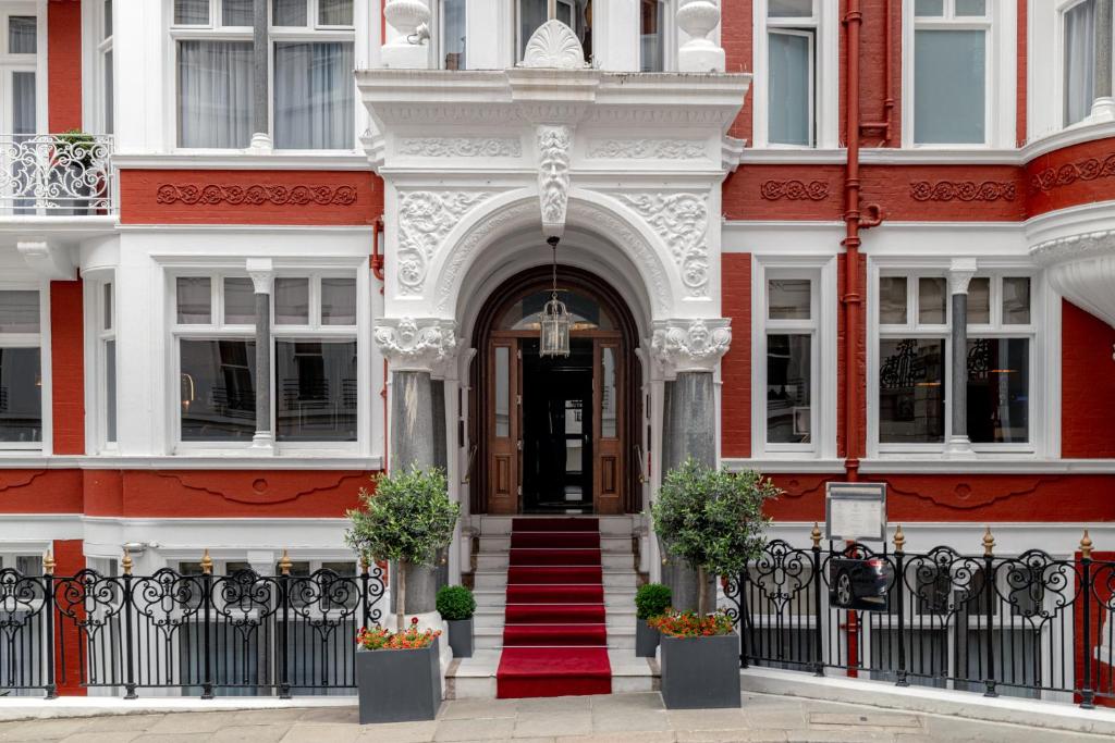 St James Hotel & Club Mayfair