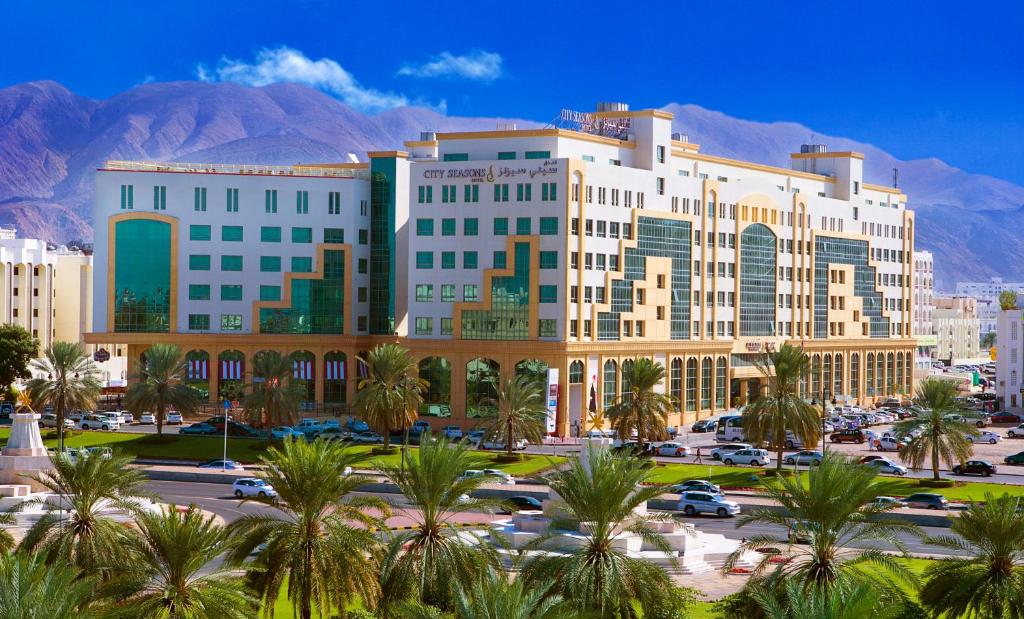 City Seasons Hotel & Suites Muscat