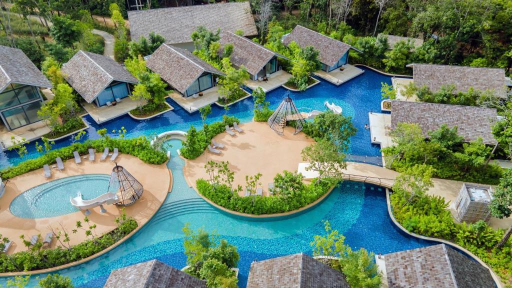 Island Escape by Burasari - SHA Extra Plus (Phuket Town) 