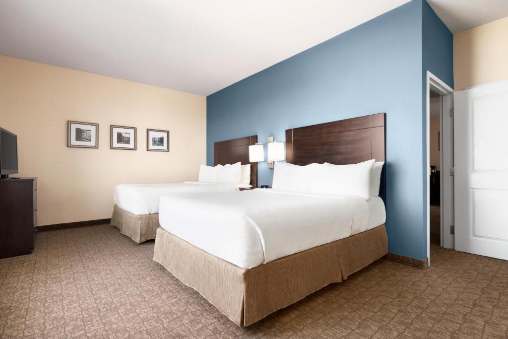 Wyndham Garden Niagara Falls Fallsview