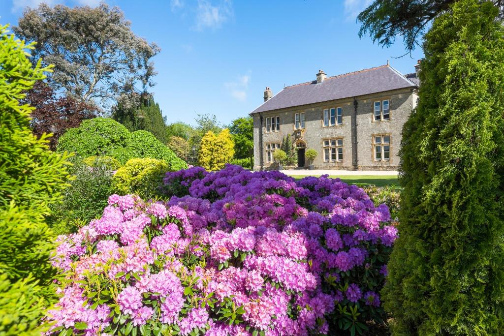 Kentisbury Grange (Kentisbury) 