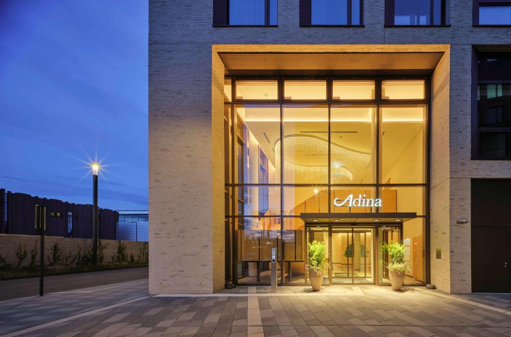 Adina Apartment Hotel Cologne