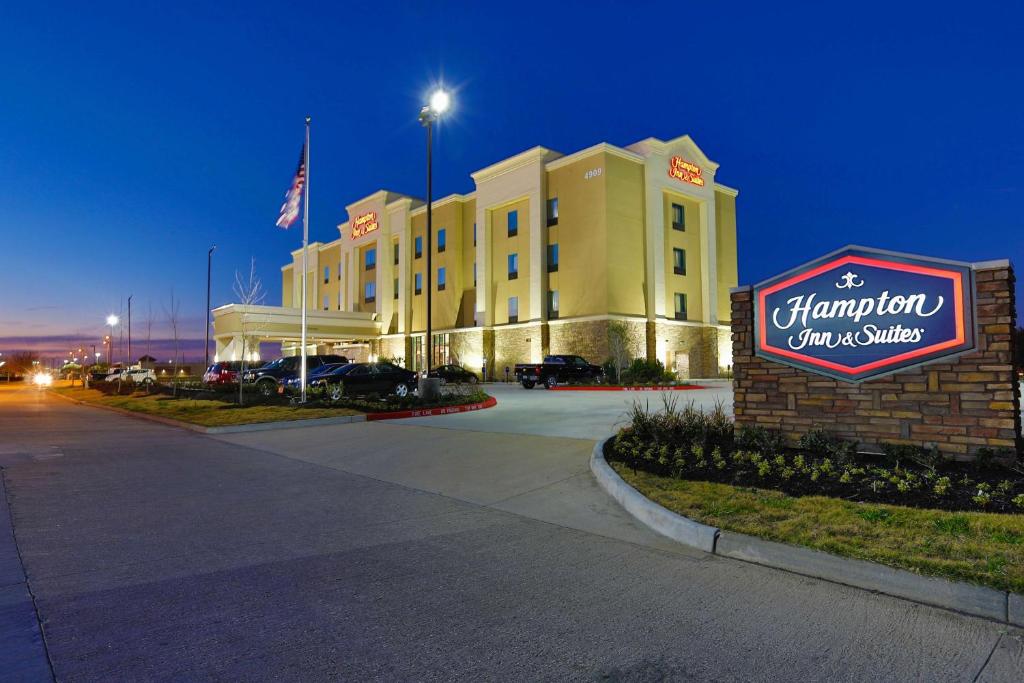 Hampton Inn and Suites Missouri City